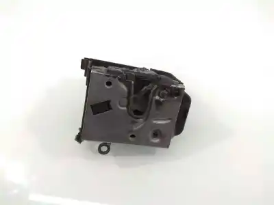 Second-hand car spare part left front door lock for opel combo 1.7 16v di cat (y 17 dtl / lk8) oem iam references 24434882  