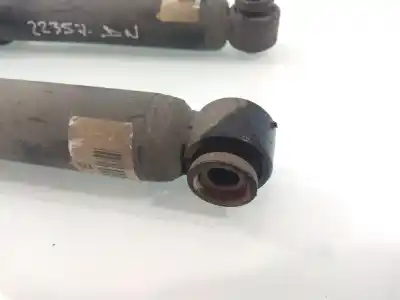 Автозапчастина б/у комплект задніх амортизаторов для kia rio basic посилання на oem iam   