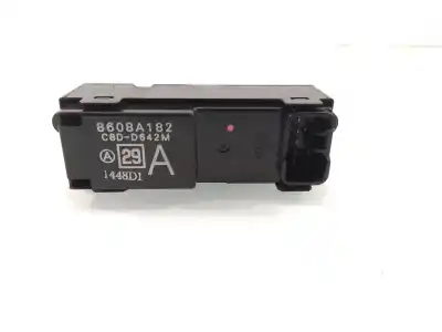 Pezzo di ricambio per auto di seconda mano interruttore alzacristalli anteriore destro per citroen c-crosser (vu_, vv_) 2.2 hdi riferimenti oem iam 8608a182  