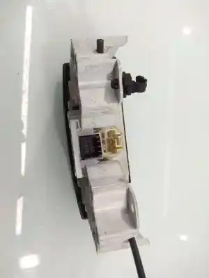 Peça sobressalente para automóvel em segunda mão comando de sofagem (chauffage / ar condicionado)  por mazda 2 berlina (dy) * referências oem iam   