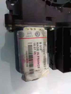 Piesă de schimb auto la mâna a doua motoras macara geam fata dreapta pentru volkswagen golf v berlina (1k1) 1.9 tdi referințe oem iam 1k0959702g  1k0959792d