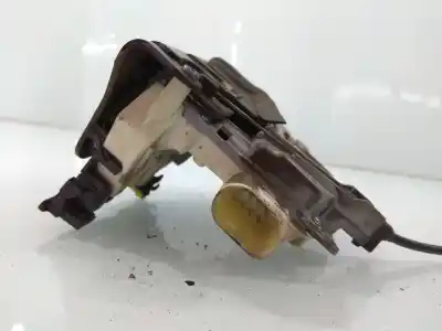 Peça sobressalente para automóvel em segunda mão fechadura da porta traseira esquerda por seat leon (1p1) 1.9 tdi referências oem iam 1p0839015