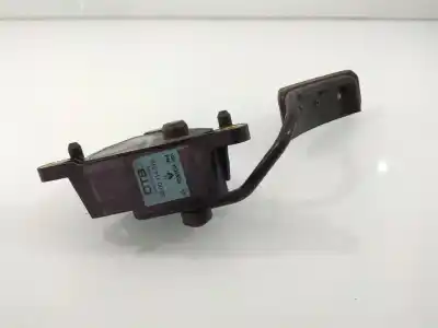 Second-hand car spare part accelerator pedal for renault megane ii berlina 3p 1.9 dci diesel fap cat oem iam references 8200414519  