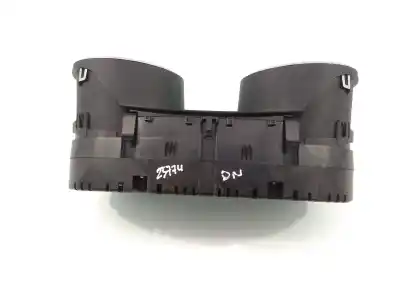 Pièce détachée automobile d'occasion Compteur De Vitesse Tableau De Bord pour SKODA YETI (5L) 1.2 TSI Références OEM IAM 5L0920840J TMBJF75L0C6049585 