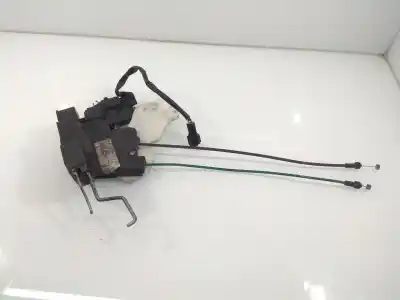 Second-hand car spare part left front door lock for kia carnival 2.9 crdi vgt active oem iam references   4 cables