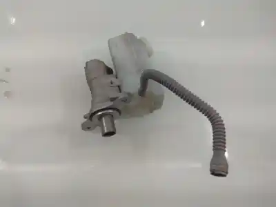 Pezzo di ricambio per auto di seconda mano Pompa Freni per RENAULT CAPTUR I (J5_, H5_) 0.9 TCE 90 Riferimenti OEM IAM 460915125R  
