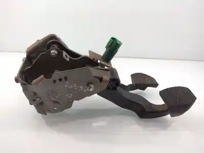 Peça sobressalente para automóvel em segunda mão Pedal Da Embreagem por PEUGEOT 208 I (CA_, CC_) 1.0 Referências OEM IAM 9682171580  