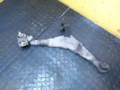 Pièce détachée automobile d'occasion BRAS DE SUSPENSION INFERIEUR AVANT DROIT pour CITROEN SAXO  Références OEM IAM   
