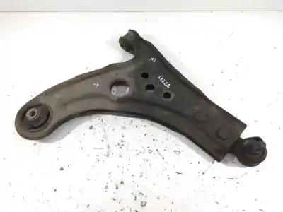 Peça sobressalente para automóvel em segunda mão BRAÇO DE SUSPENSÃO INFERIOR DIANTEIRO DIREITO por CHEVROLET AVEO  Referências OEM IAM   