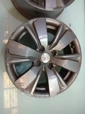 Pezzo di ricambio per auto di seconda mano set di cerchione in lega per peugeot 2008 i (cu_) 1.6 bluehdi 120 riferimenti oem iam 9813557977