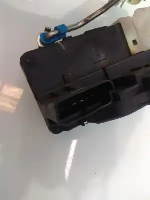 Peça sobressalente para automóvel em segunda mão fechadura da porta dianteira direita por hyundai i20 i (pb, pbt) 1.2 referências oem iam 