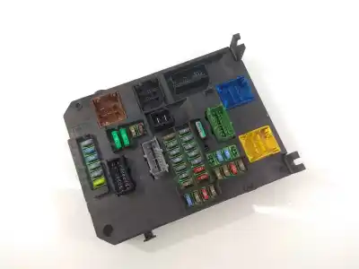 Second-hand car spare part fuse box unit for citroen c4 picasso attraction oem iam references 9806687980 Second-hand car spare part fuse box unit for citroen c4 picasso attraction oem iam references 9806687980
