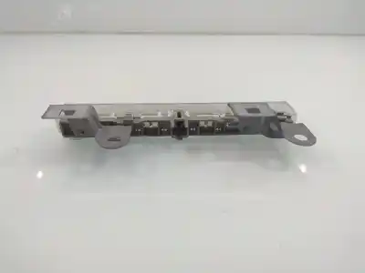 Second-hand car spare part central brake light for toyota auris (_e15_) 1.6 (zre151_) oem iam references   