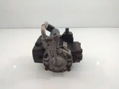 Pièce détachée automobile d'occasion POMPE À INJECTION pour VOLKSWAGEN PASSAT B7 (362)  Références OEM IAM 03L130755E  240910132039