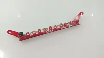 Peça sobressalente para automóvel em segunda mão Farolim De Travão Central por BMW SERIE 1 BERLINA (E81/E87) 2.0 Turbodiesel CAT Referências OEM IAM 6924673 WBAUB31080VL13339 