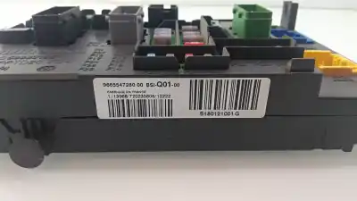 Second-hand car spare part fuse box unit for citroen c4 lim. 1.4 16v 95 cv / 70 kw oem iam references 9665547280