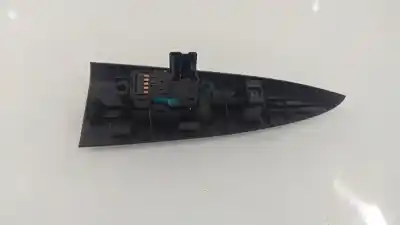 Peça sobressalente para automóvel em segunda mão botão / interruptor elevador vidro traseiro esquerdo por nissan note (e11e) 1.5 dci turbodiesel cat referências oem iam   