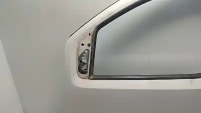 Peça sobressalente para automóvel em segunda mão Porta Da Frente Esquerda por PEUGEOT BIPPER 1.3 16V HDi FAP Referências OEM IAM  VF3AJFHZ0C8261368 