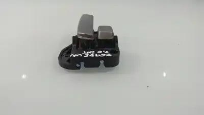 Tweedehands auto-onderdeel binnen handgreep achter achter voor kia carens (un) 2.0 crdi 140 oem iam-referenties 