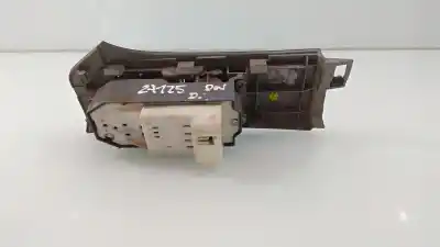 Pièce détachée automobile d'occasion commande de lève vitre avant gauche pour toyota yaris (ksp9/scp9/nlp9) 1.4 turbodiesel cat références oem iam  vnkjc96320a018471 