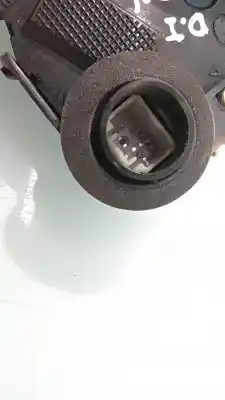 Second-hand car spare part left front door lock for toyota yaris (ksp9/scp9/nlp9) 1.4 turbodiesel cat oem iam references  vnkjc96320a018471 