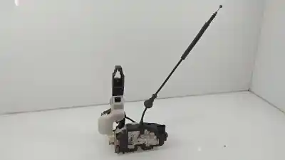 Second-hand car spare part left front door lock for kia cee´d 1.4 cat oem iam references  u5yhc511aal227595 