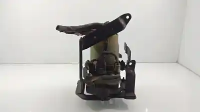 Second-hand car spare part Steering Pump for FORD FOCUS LIM. (CB4) 1.6 TDCi CAT OEM IAM references 4M513K514CA WF0PXXWPDP8G51437 