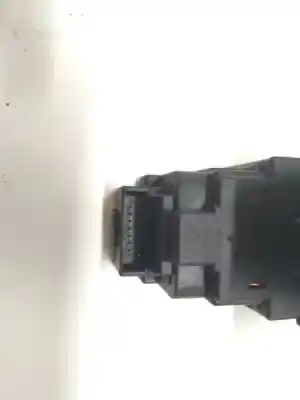 Second-hand car spare part ignition switch for bmw serie 1 berlina (e81/e87) 120d oem iam references   