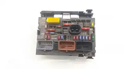 Pezzo di ricambio per auto di seconda mano scatola relè/fusibili per citroen c4 picasso business class riferimenti oem iam 9667044880 vf7ud5fs0aj733908 bsm-r01-00