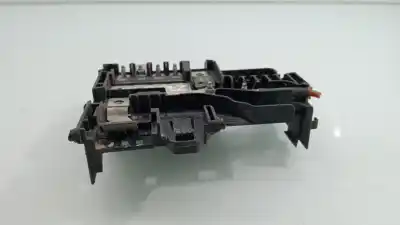 Pièce détachée automobile d'occasion BOÎTES À FUSIBLES pour OPEL CORSA E  Références OEM IAM 13491092 W0L0XEP68F4097208 