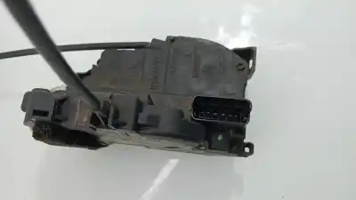 Peça sobressalente para automóvel em segunda mão fechadura da porta traseira direita por renault laguna iii initiale referências oem iam 825010003r