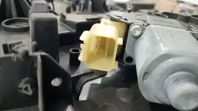 Автозапчасти б/у регулятор стекла переднего правого за FORD FIESTA (CCN) Trend ссылки OEM IAM 8A6114553B WF0DXXGAKDEU09140 