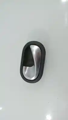 Second-hand car spare part interior left front handle for smart forfour basis (66kw) (453.044) 90 cv / 66 kw oem iam references 310579 wme4530441y185108 