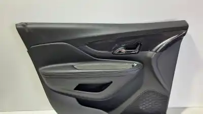 Recambio de automóvil de segunda mano de guarnecido puerta delantera izquierda para opel mokka x innovation start/stop referencias oem iam 94516339  94516387