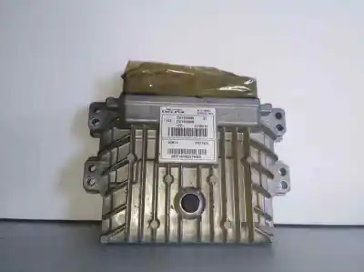 Second-hand car spare part ECU ENGINE CONTROL for RENAULT CLIO III  OEM IAM references 237101989R  237101990R