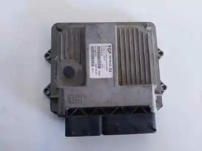 Pezzo di ricambio per auto di seconda mano Centralina Motore per OPEL CORSA C 1.7 16V DI CAT (Y 17 DTL / LK8) Riferimenti OEM IAM 55196352  MJD6J0CA