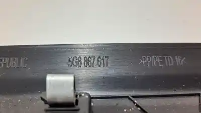 Recambio de automóvil de segunda mano de moldura para volkswagen golf vii lim. gtd bluemotion referencias oem iam 5g6867617  