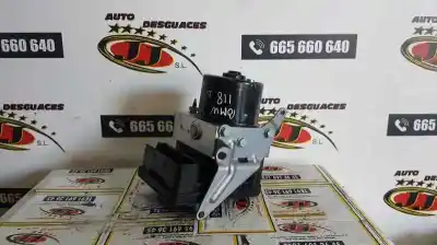 Peça sobressalente para automóvel em segunda mão Abs por BMW SERIE 1 BERLINA (E81/E87) 2.0 16V Referências OEM IAM 10096008413 6787837 10020603754