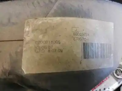 Peça sobressalente para automóvel em segunda mão farol / farolim esquerdo por dacia logan 1.6 16v cat referências oem iam 8200211005  