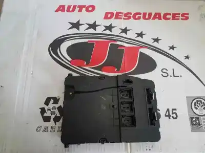 Second-hand car spare part Fuse Box Unit for RENAULT SCENIC II 1.9 dCi Diesel OEM IAM references 8200309693  31905