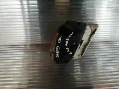 Second-hand car spare part interior left tailgate light for bmw serie 3 coupe (e46) 2.0 24v oem iam references   