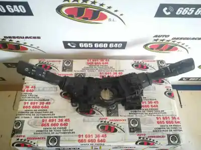 Peça sobressalente para automóvel em segunda mão Comandos De Alavanca por TOYOTA AURIS 1.8 16V (Híbrido) Referências OEM IAM 02720171852  