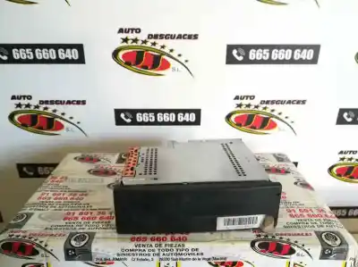 Piesă de schimb auto la mâna a doua SISTEM AUDIO / CD RADIO CASETOFON pentru RENAULT ESPACE IV (JK0)  Referințe OEM IAM 8200205833  