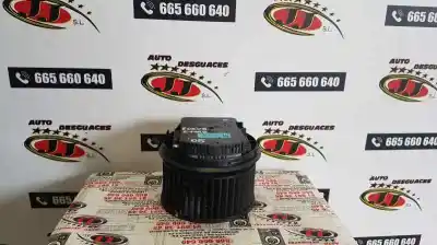 Pezzo di ricambio per auto di seconda mano Motore Di Riscaldamento per FORD FOCUS C-MAX (CAP) 2.0 TDCi CAT Riferimenti OEM IAM 3M5H18456CC  5027252451