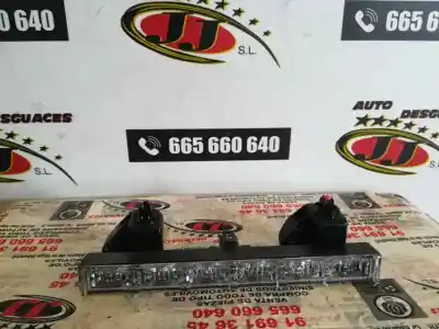 Peça sobressalente para automóvel em segunda mão farolim de travão central por toyota auris (_e18_) 1.8 hybrid (zwe186_) referências oem iam 55e