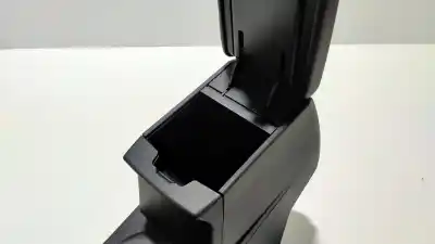 Second-hand car spare part center armrest for renault captur ii zen oem iam references 969308198r  