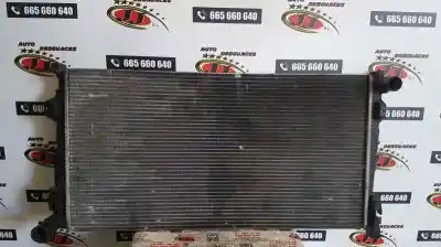Pezzo di ricambio per auto di seconda mano Radiatore D Acqua per CHRYSLER VOYAGER (RG) 2.8 CRD CAT Riferimenti OEM IAM RA1405  878005R