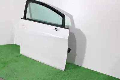 Peça sobressalente para automóvel em segunda mão porta dianteira direita por seat leon (1p1) stylance / style referências oem iam   