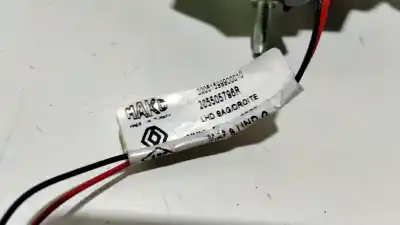 Peça sobressalente para automóvel em segunda mão farolim interior traseiro direito por renault clio iv business referências oem iam 265505796r  