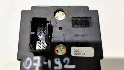 Second-hand car spare part headlights switch for volvo c30 2.0 diesel cat oem iam references 30739300  